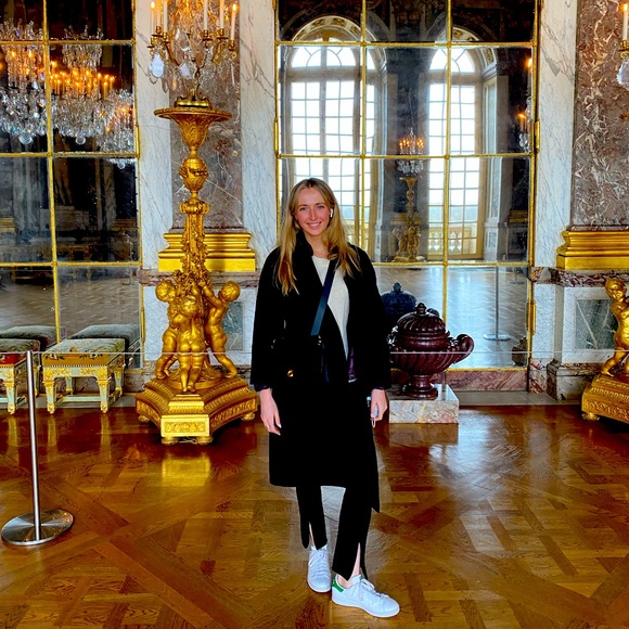 Meet your Posher, Mary - Picture 1 of 1